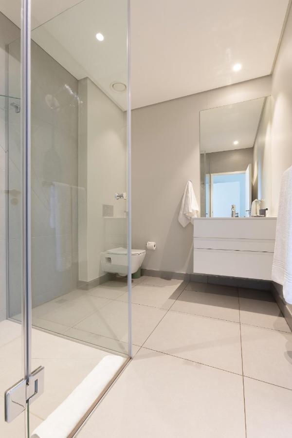 Axis Luxury Apartments By Century City Hotels Kapstaden Exteriör bild