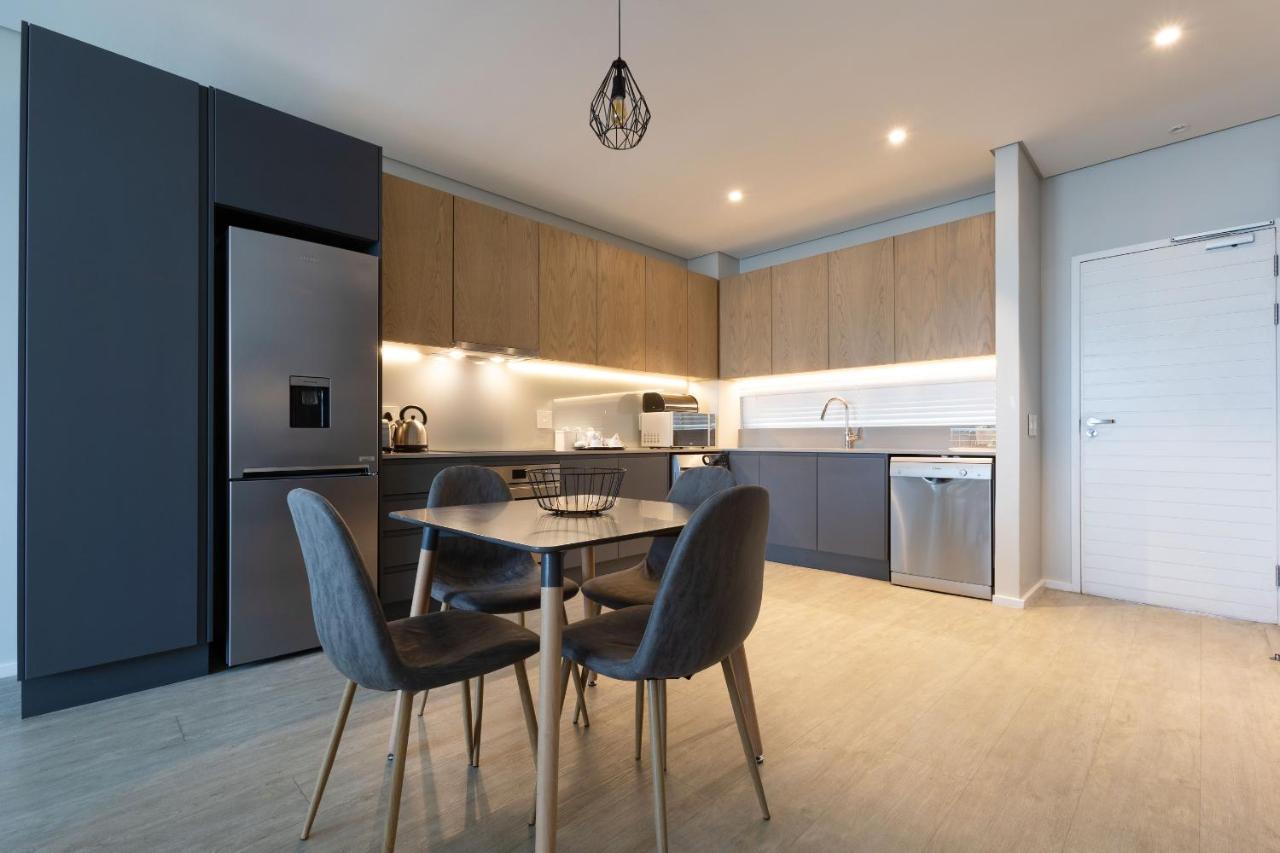 Axis Luxury Apartments By Century City Hotels Kapstaden Exteriör bild