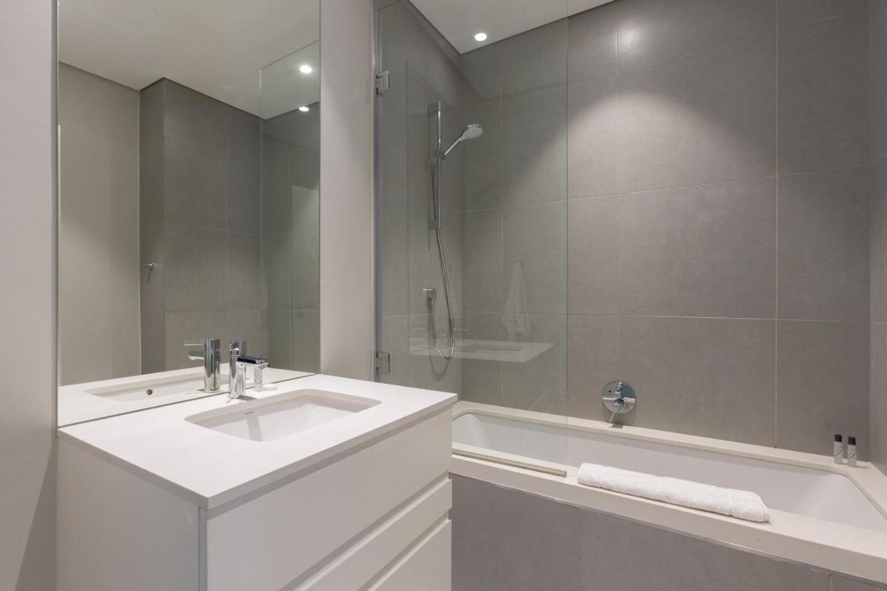 Axis Luxury Apartments By Century City Hotels Kapstaden Exteriör bild