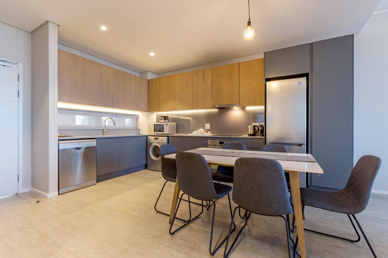 Axis Luxury Apartments By Century City Hotels Kapstaden Exteriör bild